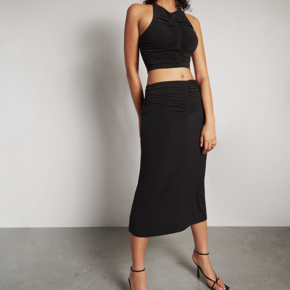 Dynamite ruched midi skirt